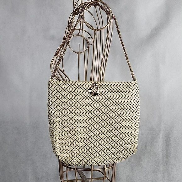 Vintage Whiting & Davis Ivory Mesh Bag with Gold Tone Double Chain Shoulder Bag - Picture 1 of 16